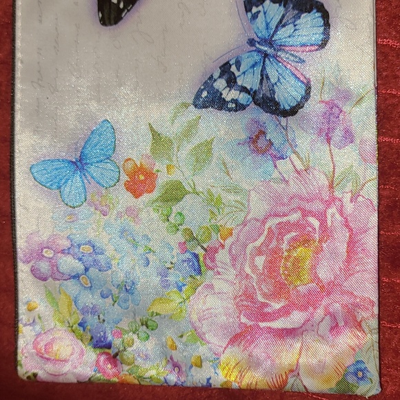 Gorgeous butterfly pouch wristlet bag - Picture 3 of 8